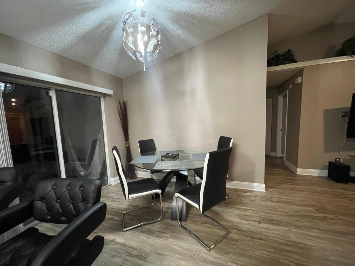 Cozy 3 Bedroom Home Close To Everything In Tampa! Exterior foto
