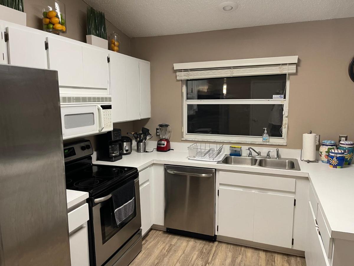 Cozy 3 Bedroom Home Close To Everything In Tampa! Exterior foto